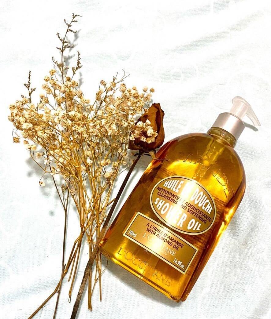 What are the benefits of shower oils?
